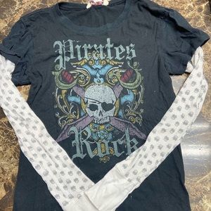 Y2k/grunge Long Sleeve Shirt. Size 1